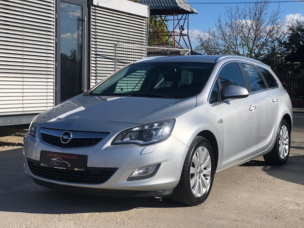 Opel Astra J 1.7 CDTI Innovation 2011